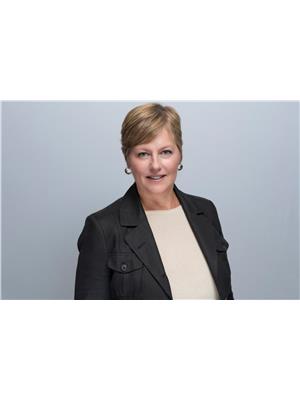 Stacie Thompson