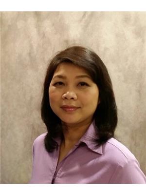Esther Lin