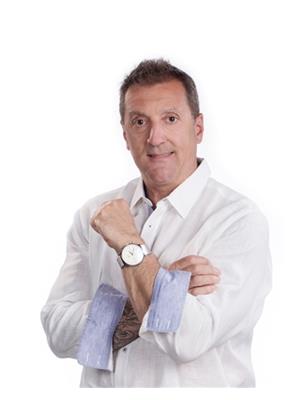 Cosmo Valente