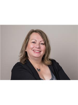 DARLENE BENNETT