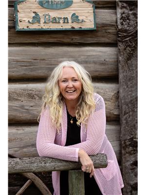 Tinia Hesketh