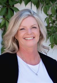 GLORIA BLUEKENS