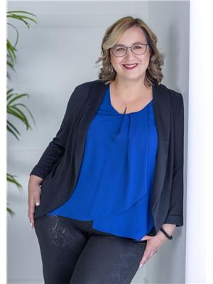 Marcie Bull