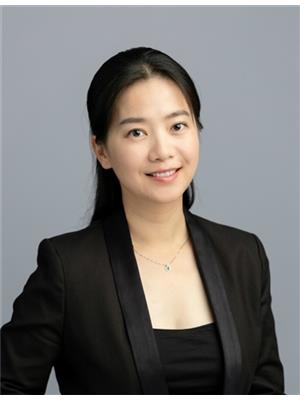 Nicole Fang
