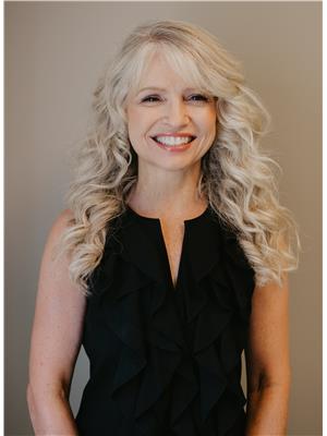 Shelley Snyder