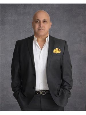 RAY RAZAVI
