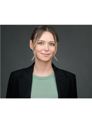 ANNA WROBEL