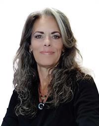 Lori Petersen