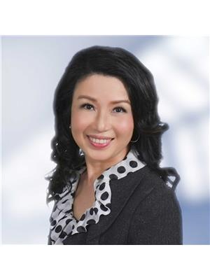 Eva Li