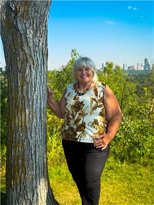Dena Sutton