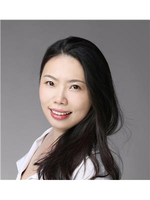 Carmen Liang