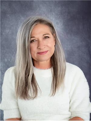 SUSAN PAPA
