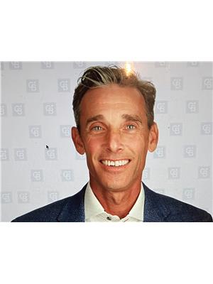 Tom Hillson