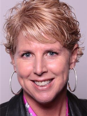 Donna Gardiner Thompson