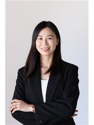 Ava C Liu