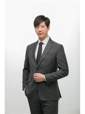 Daniel Kim