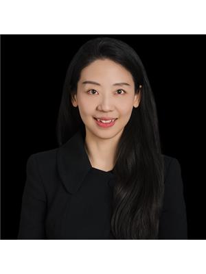 Iris Fang