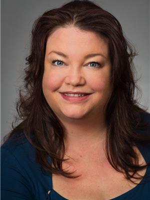 Tannis MacDonald