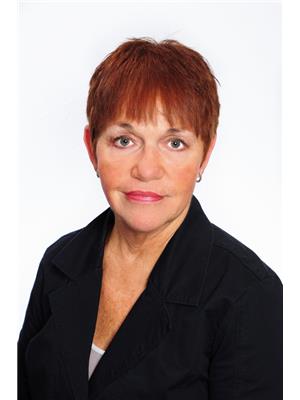 Joan L Graham