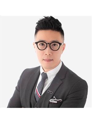Victor Zhong