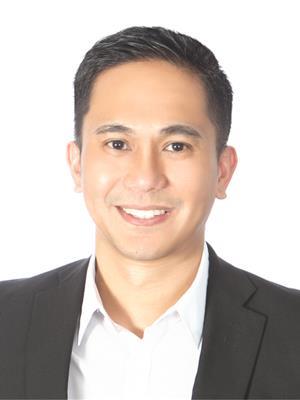 Vince Villanueva