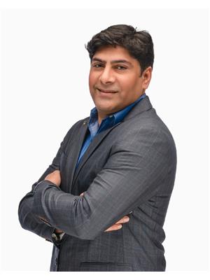 Tariq Khan