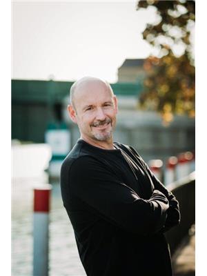 MARK PERSYN