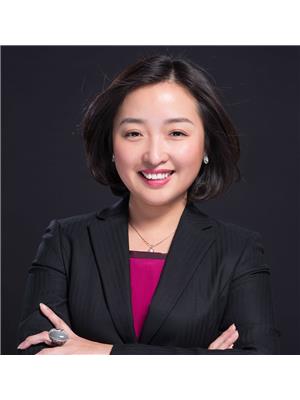 Lily Lee