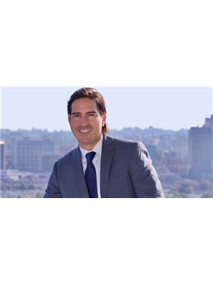 Mauricio Vasquez