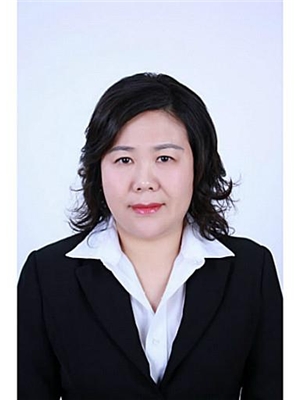 Julia Zhu