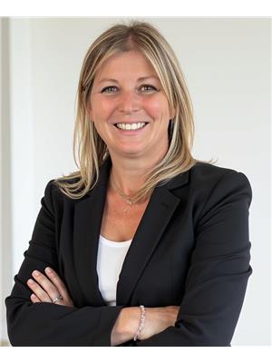 Candace Lefebvre