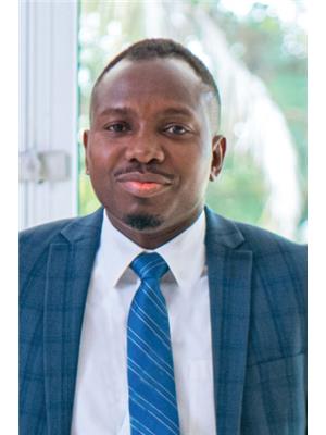 Sola Oguntunde