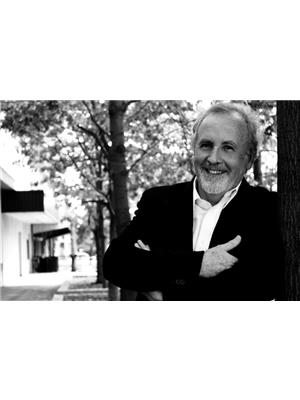 MICHAEL PLUNKETT