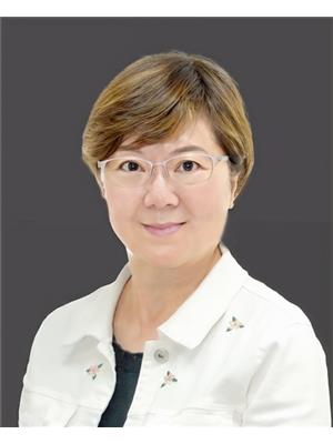 Ann Au