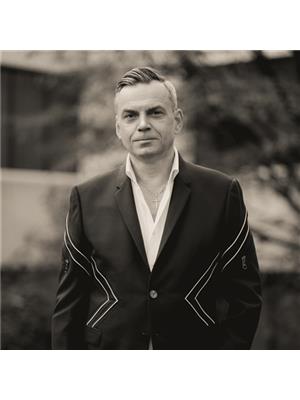 Darius Dominczak