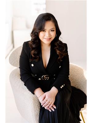 ALYZZA CHUA TAK