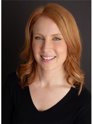 Julia Connolly