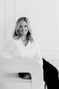 Kristin Mould