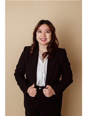 ANGELA MANILA