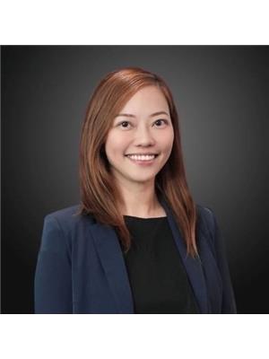 Jessica Ho