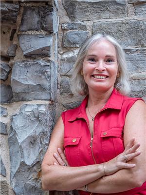 HILARY MCKENNA