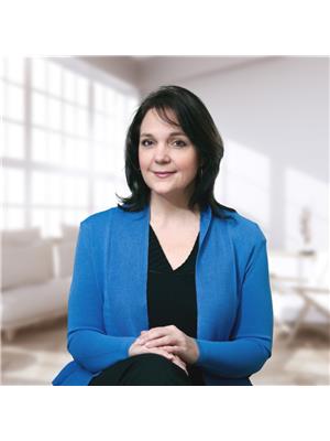 LYNN FARIS