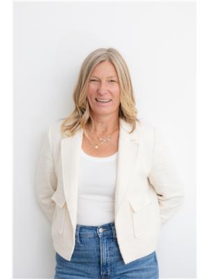 ELLEN KALIS