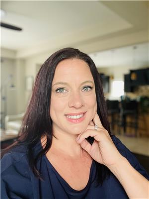 Lesley Saxton