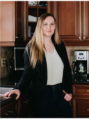 SAMANTHA MILLER