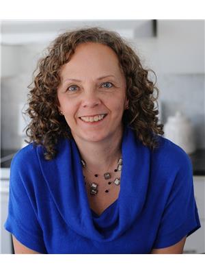 Lynn Vardy