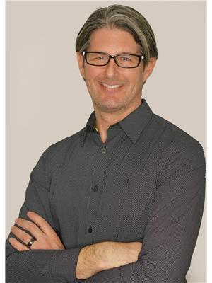 CHRIS HARROP