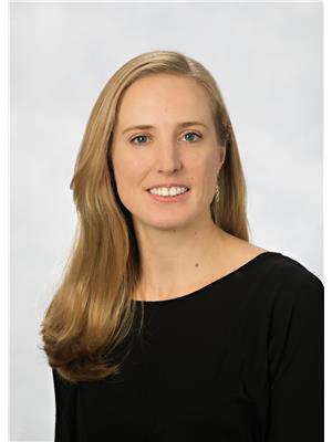 VICKI VANDERVEEN