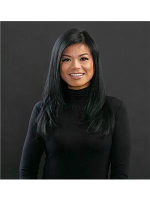 Suzie Ng