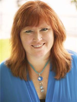CAROLYN MOWAT